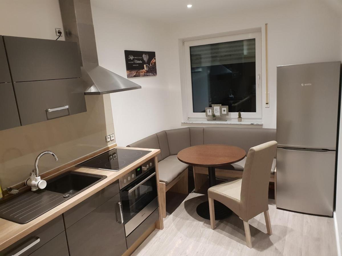 Ferienwohnung Mit Jacuzzi Naehe Flughafen Koeln Bonn Тройсдорф Екстер'єр фото