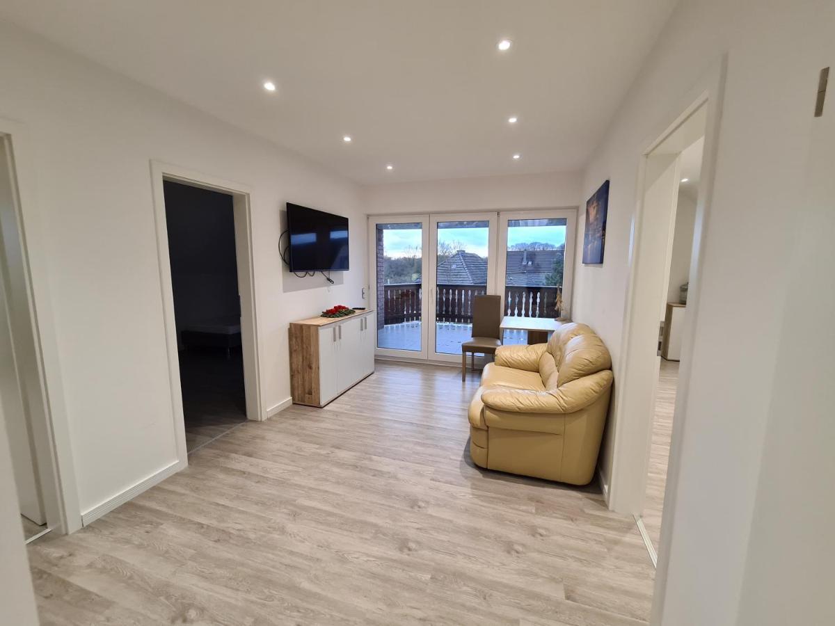 Ferienwohnung Mit Jacuzzi Naehe Flughafen Koeln Bonn Тройсдорф Екстер'єр фото